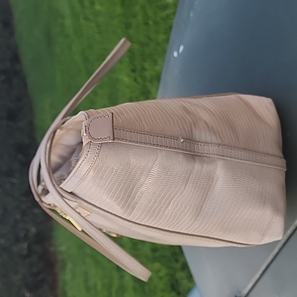 DKNY Croc Embossed Cream Leather Tote Bag with Tag - Picture 4 of 13